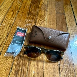 Ray-Ban Amber New Wayfarer Sunglasses